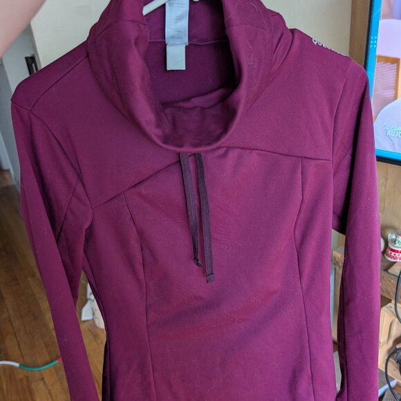 Thin and warm pull from Decathlon - Picture 2 of 3